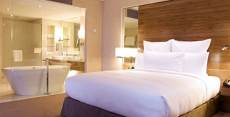 힐튼 브리즈번 외부 사진 A bedroom at the hotel